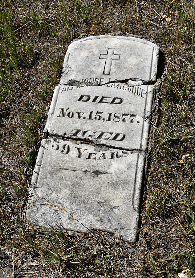 alphonse_larocque_headstone_900